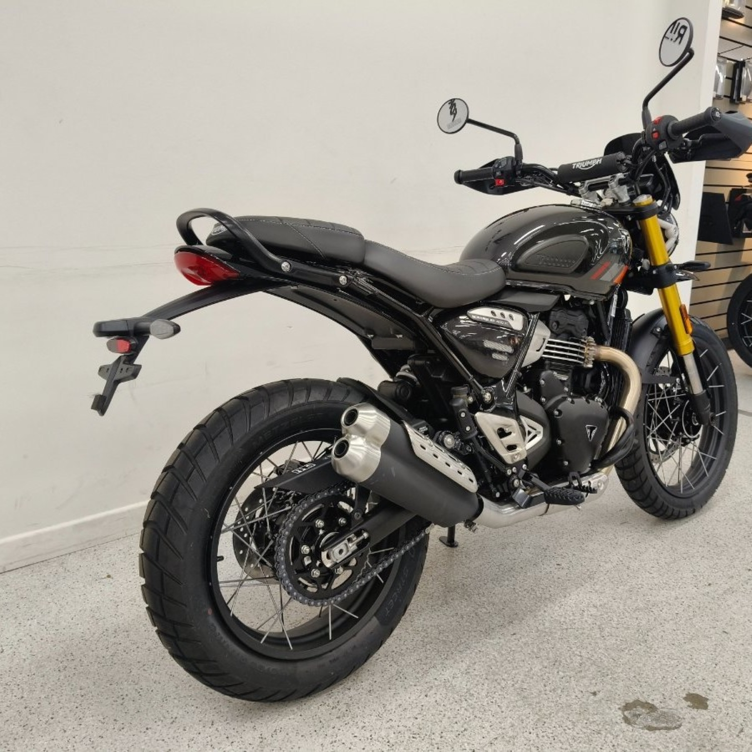 Triumph Storm Grey (code LI) Paint Product